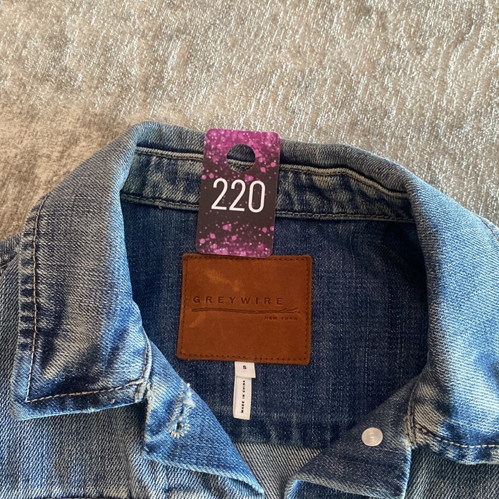 Greywire New York distressed denim vest size Small. {220} - Picture 10 of 10